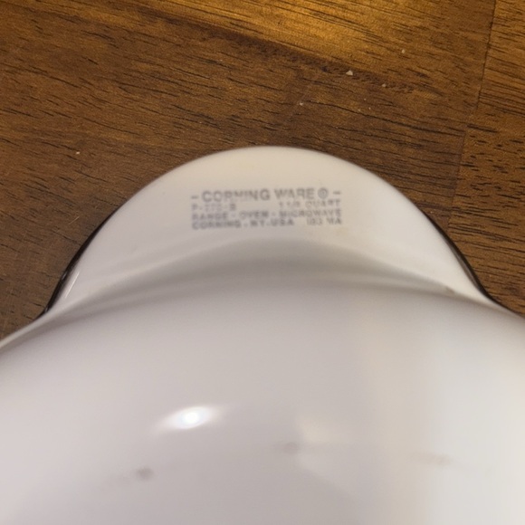 CORNINGWARE P-270-B GRAB IT 40 OZ / 1 1/4 QT. BOWL W/ PYREX P-270-C GLASS LID - Picture 3 of 4